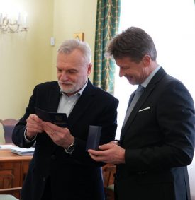 209e7cd6-22ef-46a8-85fe-04dd10929b19